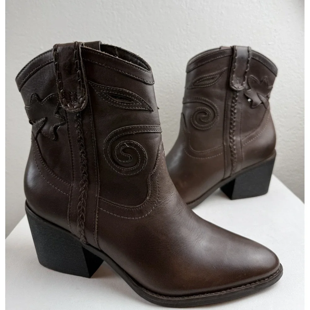 Carlos By Carlos Santana Austin Womens Brown Leather Pointed Toe Ankle Boots 5M